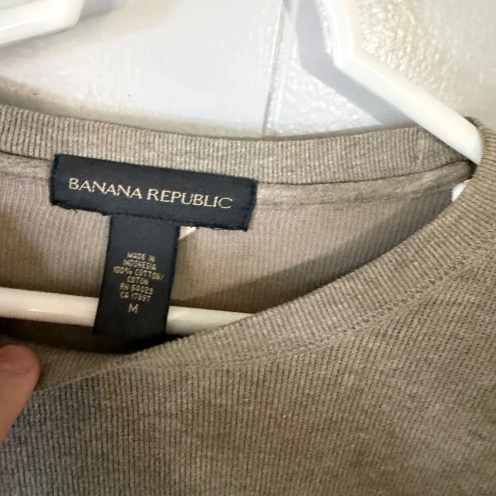 Banana Republic Ribbed Knit Sweater Mens‎ M Tan Crewneck Cotton Long Sleeve